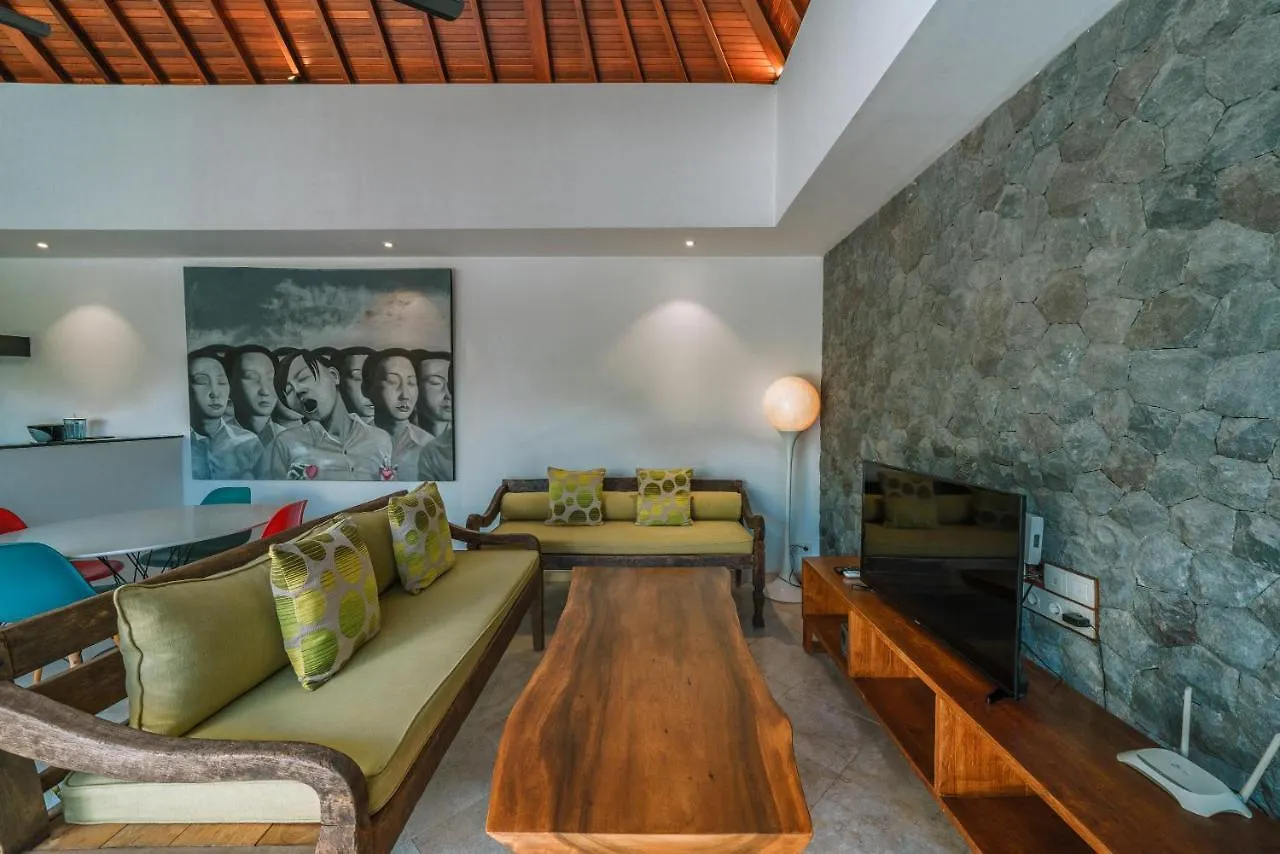 Villa Kalila: Elegant 2 Bedroom Villa In Perfect Location ! Seminyak