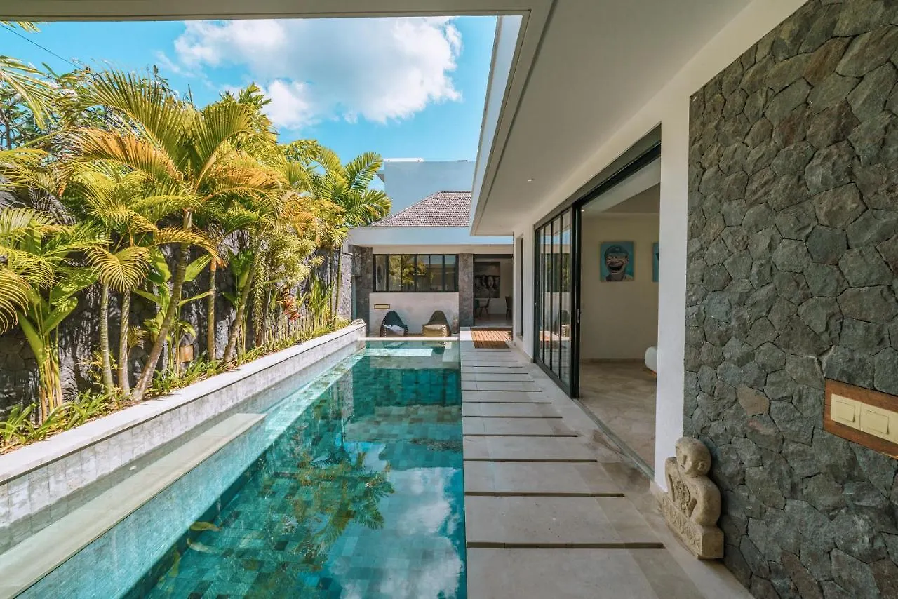 Villa Kalila: Elegant 2 Bedroom Villa In Perfect Location ! Seminyak  0*, Seminyak (Bali)