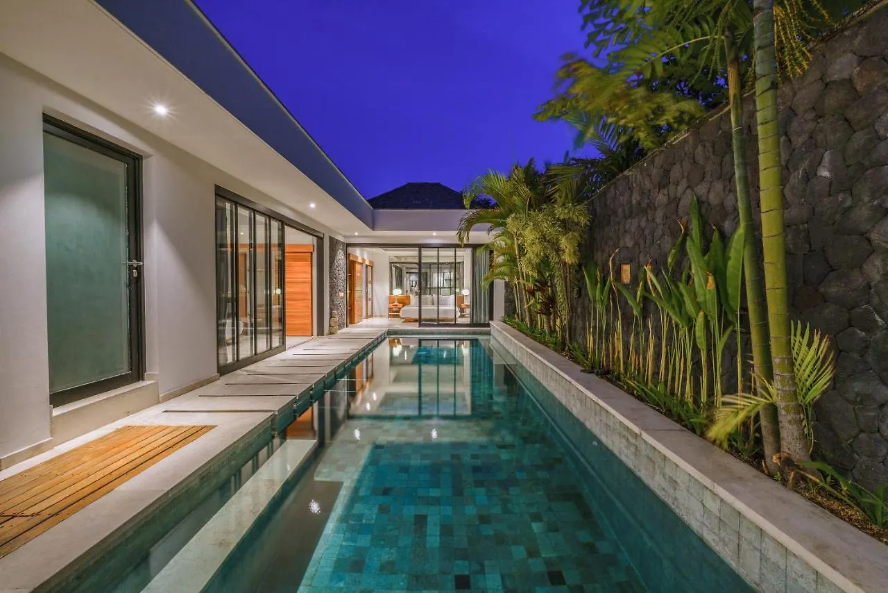 Villa Kalila: Elegant 2 Bedroom Villa In Perfect Location ! Seminyak